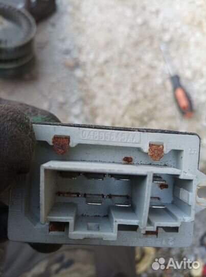 Резистор печки Dodge Intrepid 2