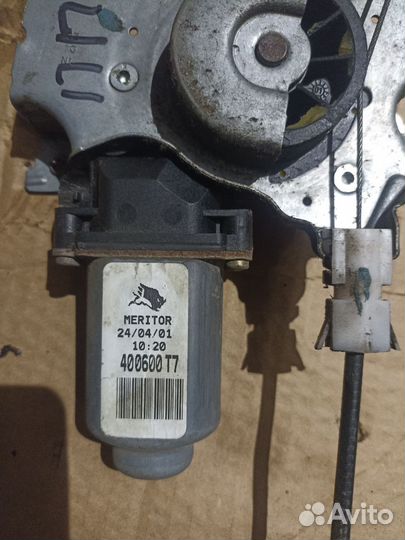 Стеклоподъемник правой двери Nissan almera tino