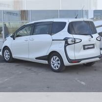 Toyota Sienta 1.5 CVT, 2015, 130 151 км, с пробегом, цена 1 719 000 руб.