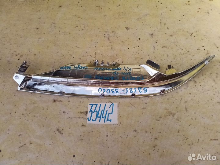 Toyota Camry V55 Хром Накладка фары правой