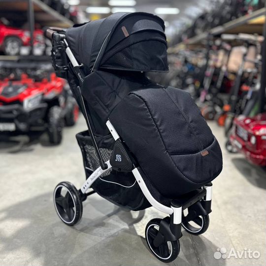 Прогулочная коляска новая