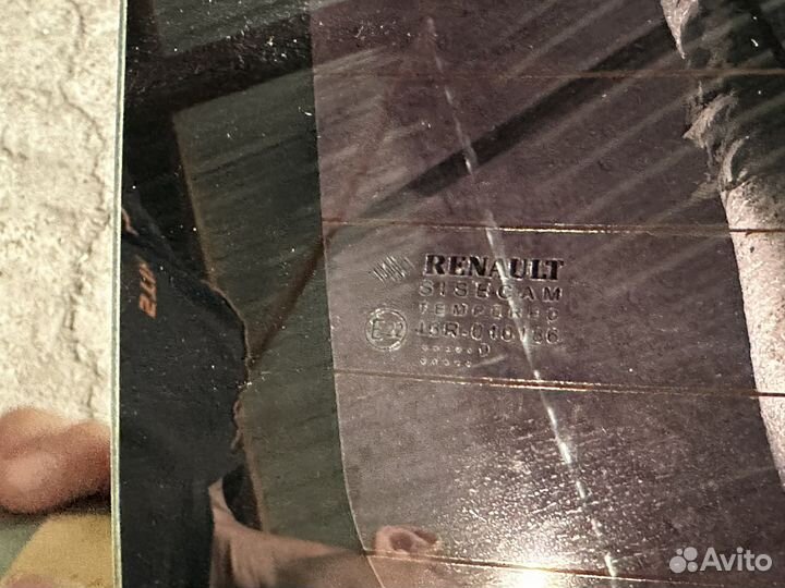 Стекло заднее Renault Logan 2
