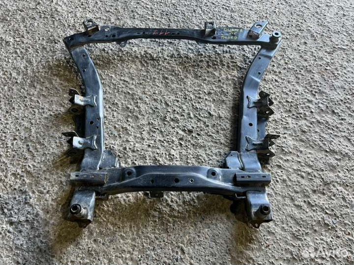 Балка передняя подмоторная Renault Duster пробег