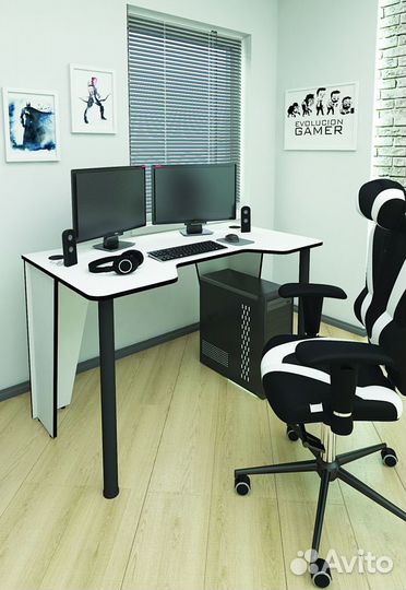 Столы компьютерные Со Склада