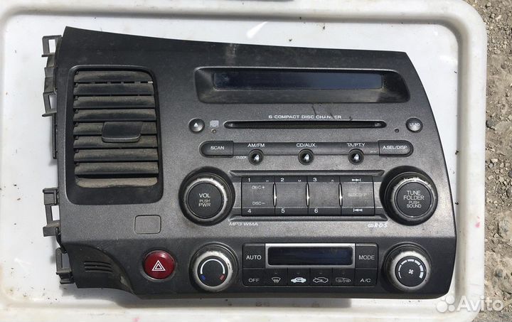 Магнитола (Honda Civic)