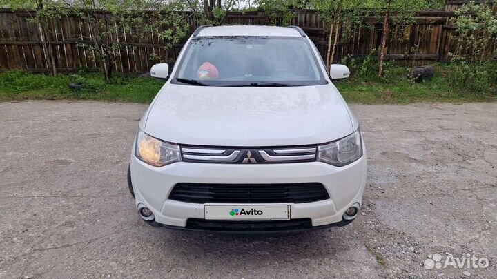 Mitsubishi Outlander 2.4 CVT, 2013, 145 500 км