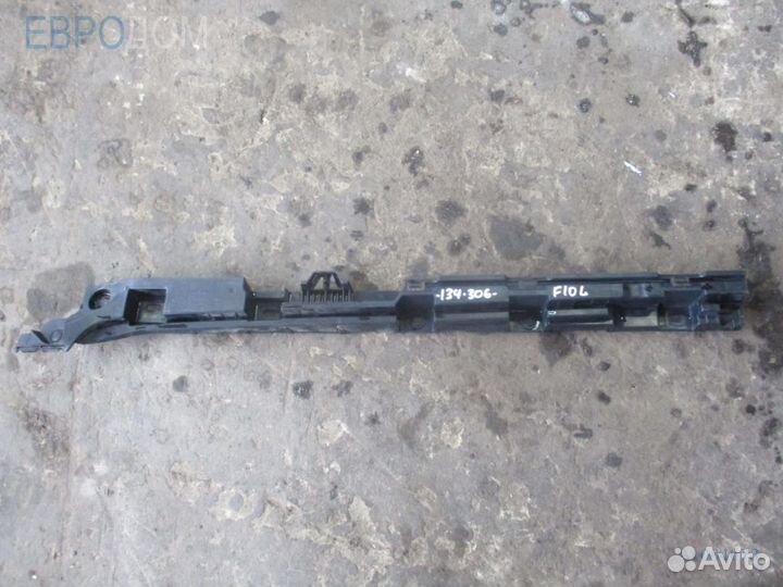 Крепление / кронштейн короба заднее левое BMW F10 s1084678