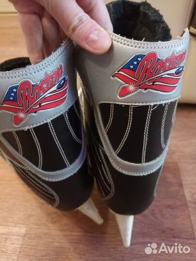 Коньки хоккейные