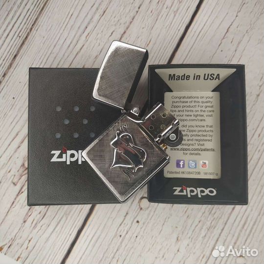 Зажигалка Zippo 200 Heart with Banner Emblem Новая