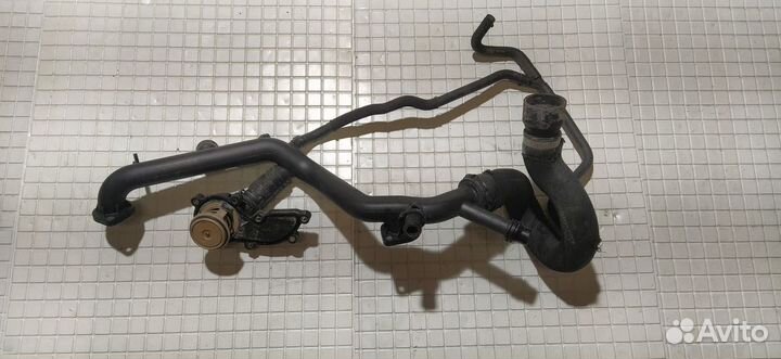 Трубка системы охлаждения Audi A6 C6 3.2 AUK