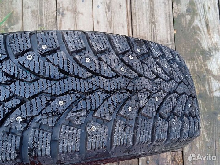 Pirelli Formula Ice 205/65 R16 99T