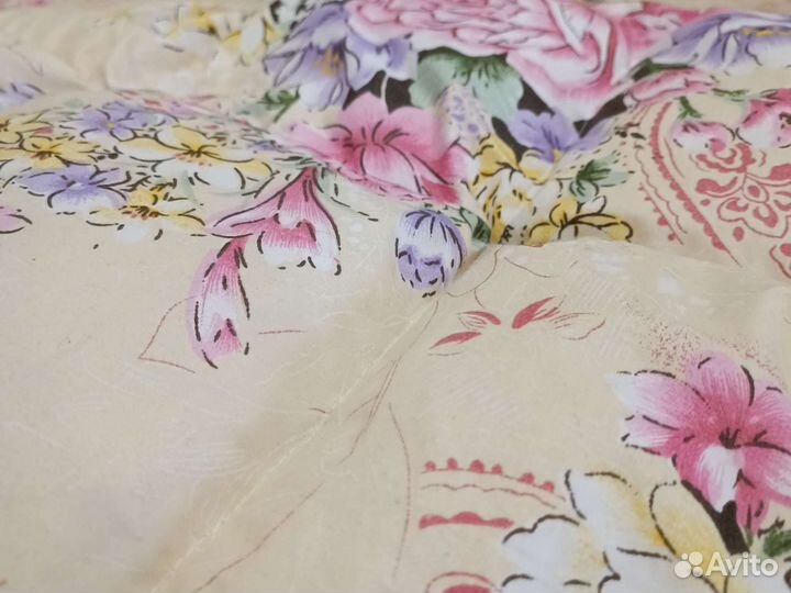 Одеяло пуховое,новое