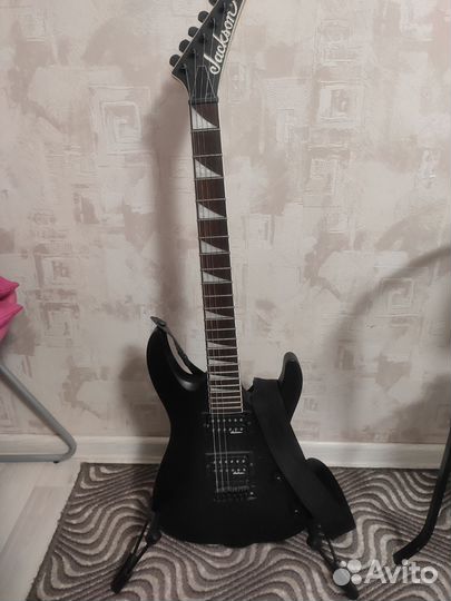Jackson JS22 Dinky DKA Satin Black