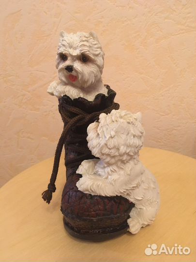 Копилка ботинок собаки