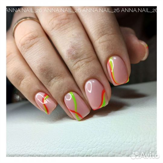 Маникюр / педикюр / наращивание ногтей