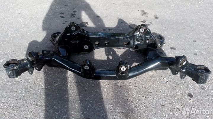 Балка задняя BMW E90, E91, E92, E93, E87, E81, E82