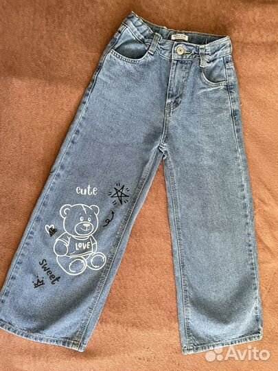 Джинсы широкие