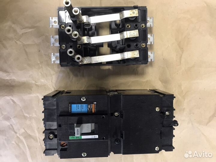 Автоматический выключатель Merlin Gerlin