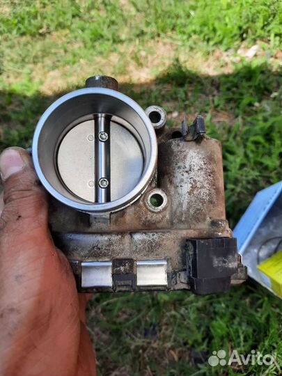 Дроссельная заслонка калина 1
