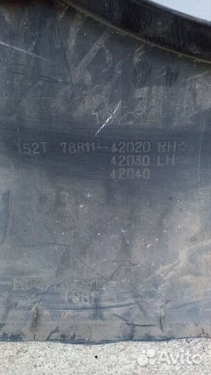 Toyota rav 4 XA 10 накладка двери багажника