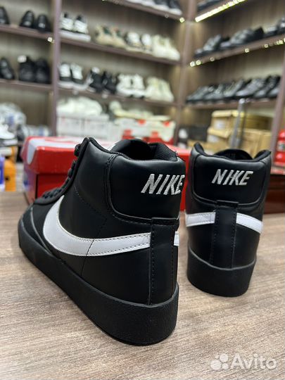 Кроссовки nike blazer