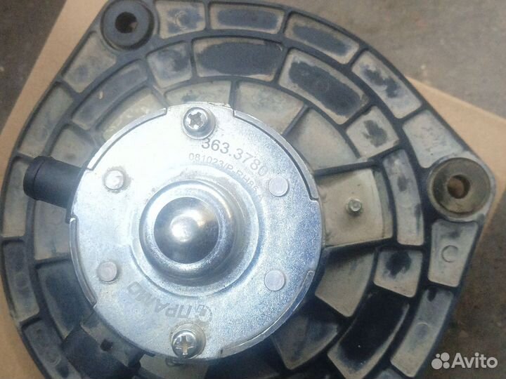 Вентилятор салона приора