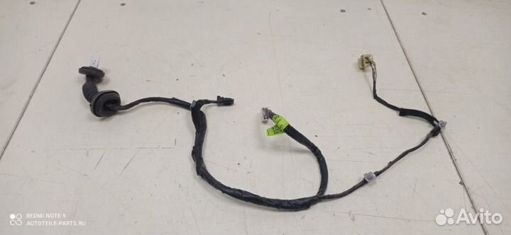 Проводка двери задняя правая Hyundai Sonata EF 2.0