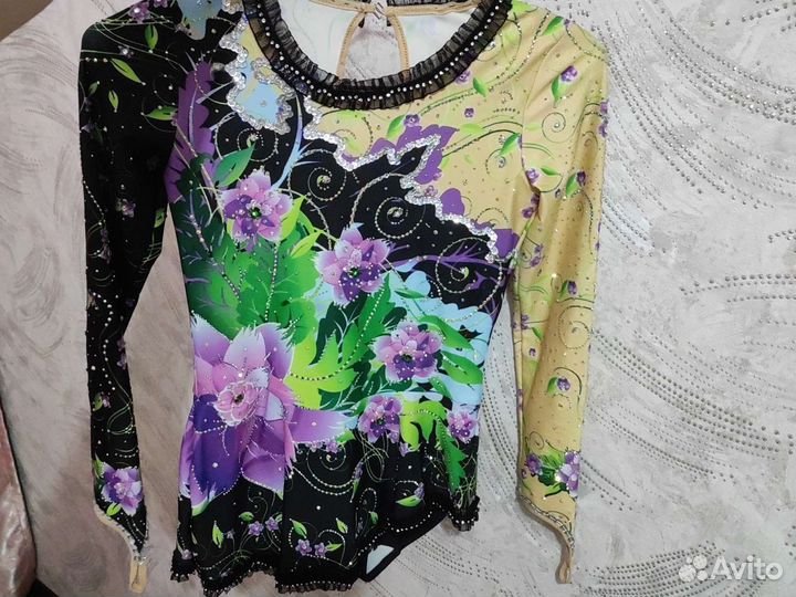 Купальник гимнастический