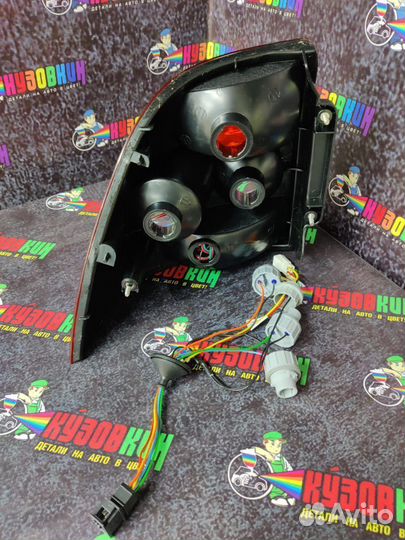 Фонарь задний приора ваз 21704 правый диоды новый