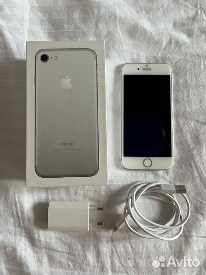 Телефон iPhone 7 128gb