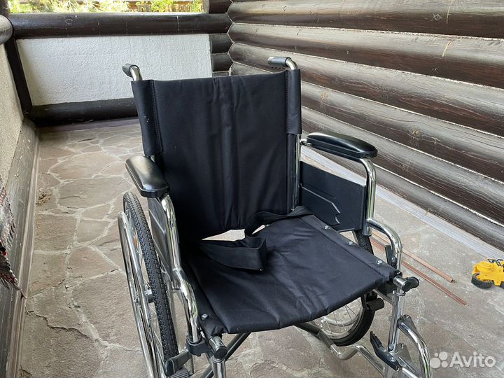 Инвалидная коляска