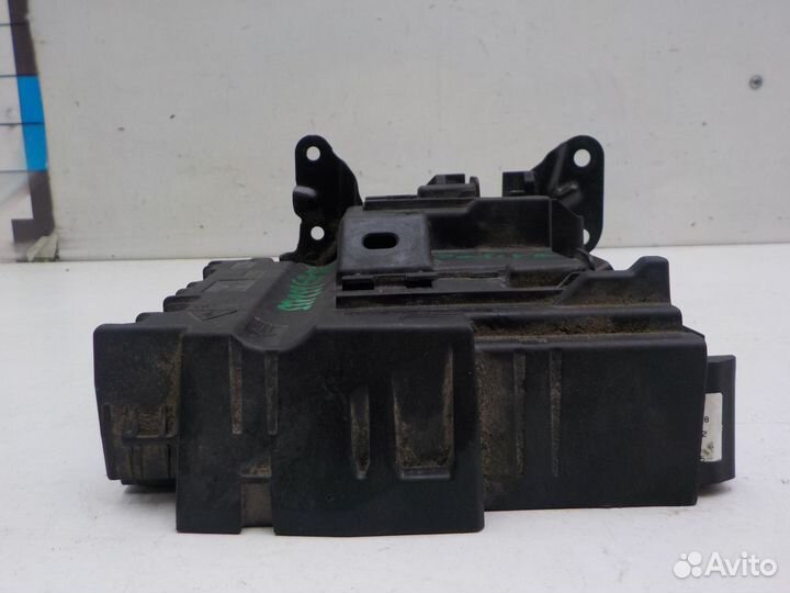 Блок предохранителей (салон) Peugeot Traveller 201