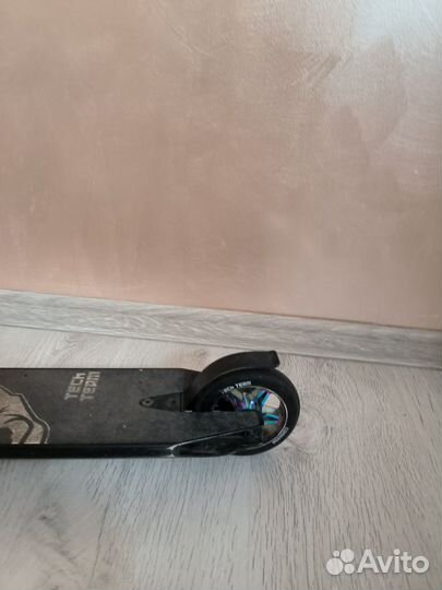 Трюковой самокат Сomrade в связи с Tech tim