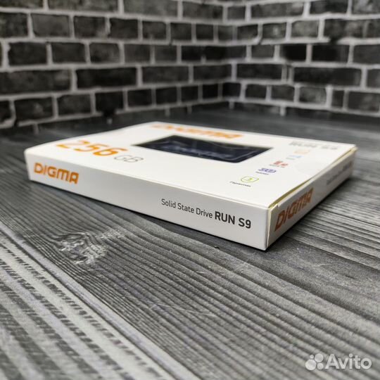 SSD накопитель digma run s9 256Gb