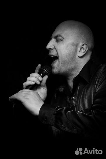 Ведущий на праздник. Певец. Саксофонист