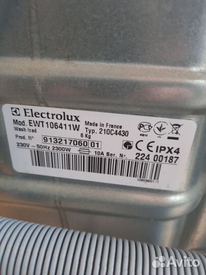 Electrolux ewt 106411w Стиральная машина верт загр