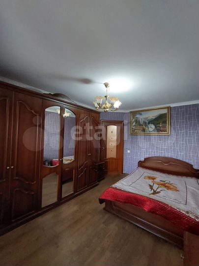 2-к. квартира, 57 м², 6/10 эт.