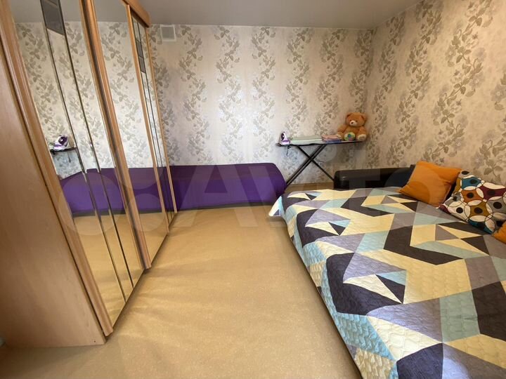 2-к. квартира, 40 м², 8/9 эт.