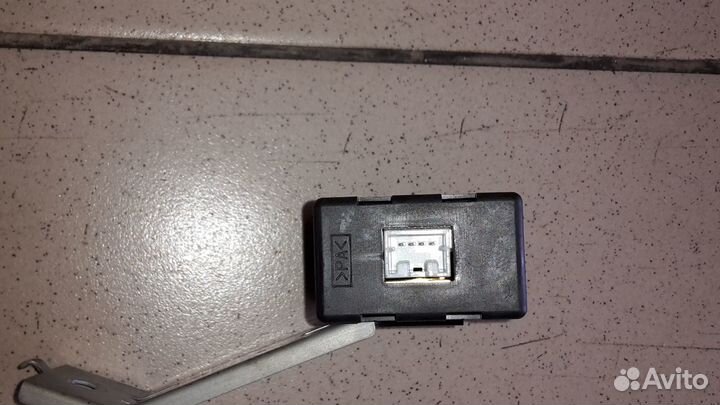 Блок управления центральным замком Sentra B17