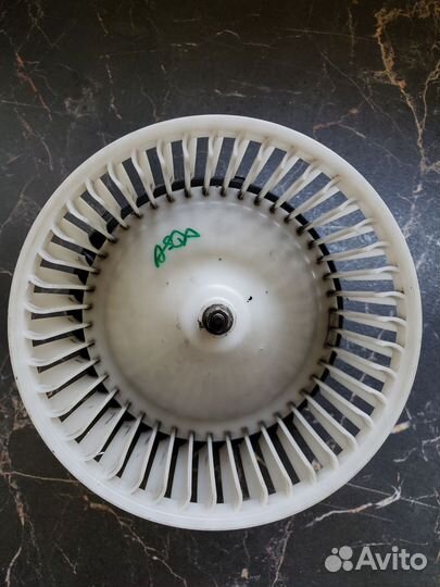 Моторчик отопителя Qashqai, X-trail