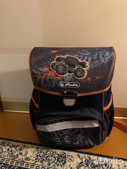 Рюкзак школьный для мальчика 1-4 класс