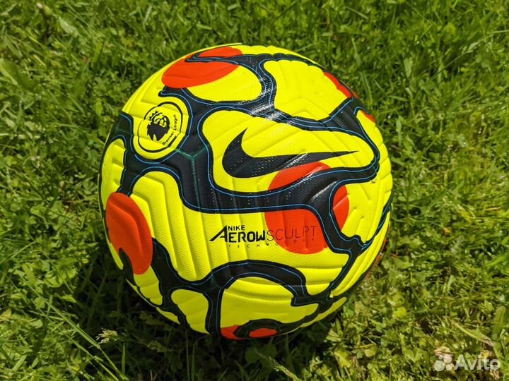 Футбольный мяч Найк салатовый апл 2022