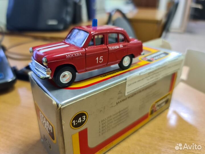 Модель 1:43 Москвич 403 пожарный