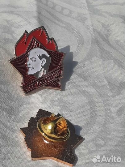 Значок нагрудный