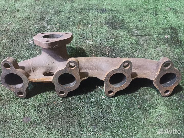 Коллектор выпускной Toyota Hilux VII (2004—2011)