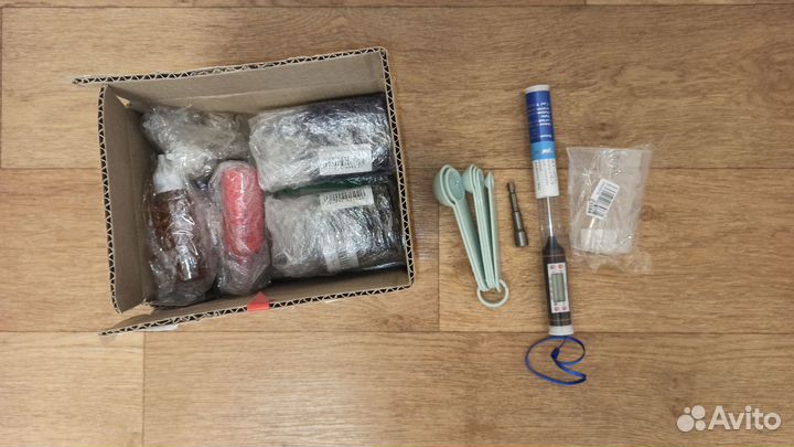 Комплект для выливания силиконовых приманок