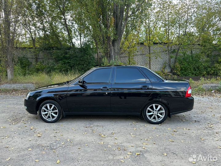 LADA Priora 1.6 МТ, 2009, 180 000 км