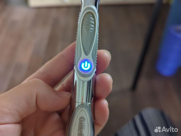 Многоразовый бритвенный станок Gillette