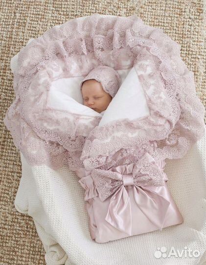 Комплект на выписку для девочки