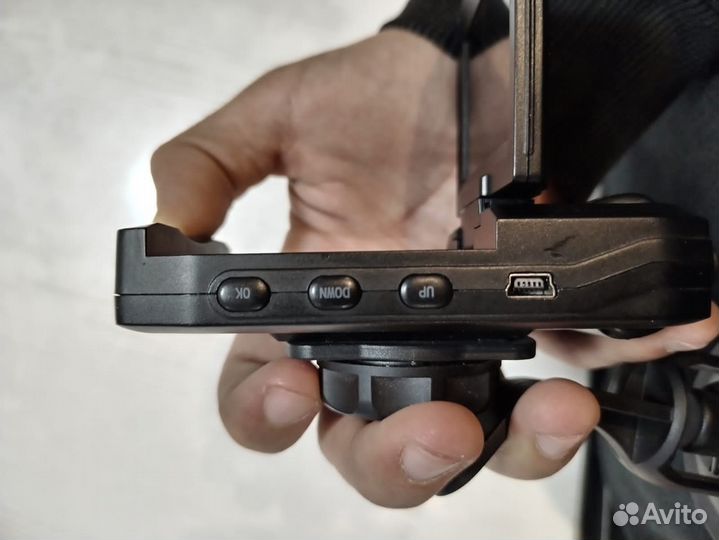 Навигатор и видеорегистратор